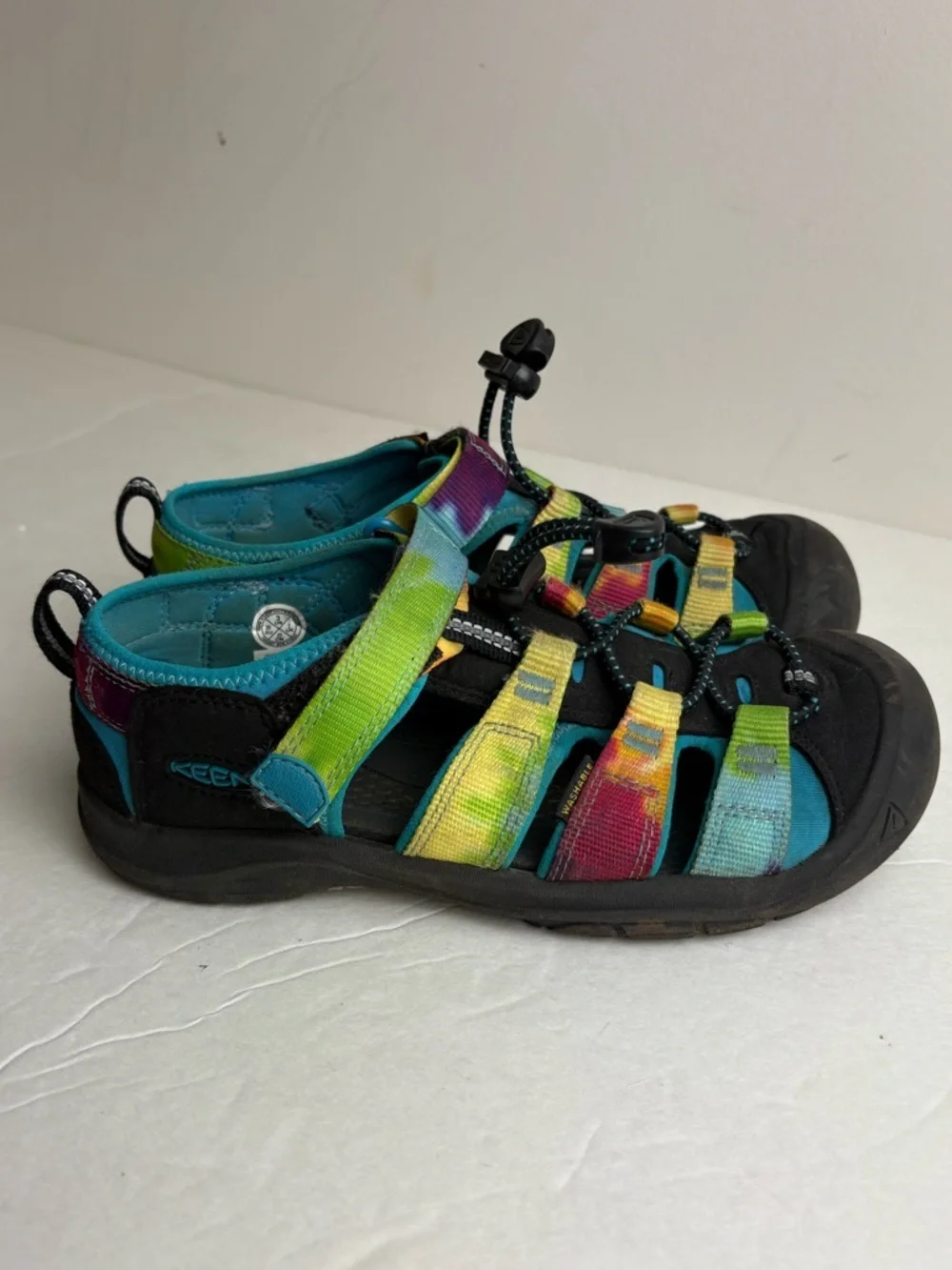 Keen Newport H2 Rainbow Sandals Kid's Size 3 Outdoor